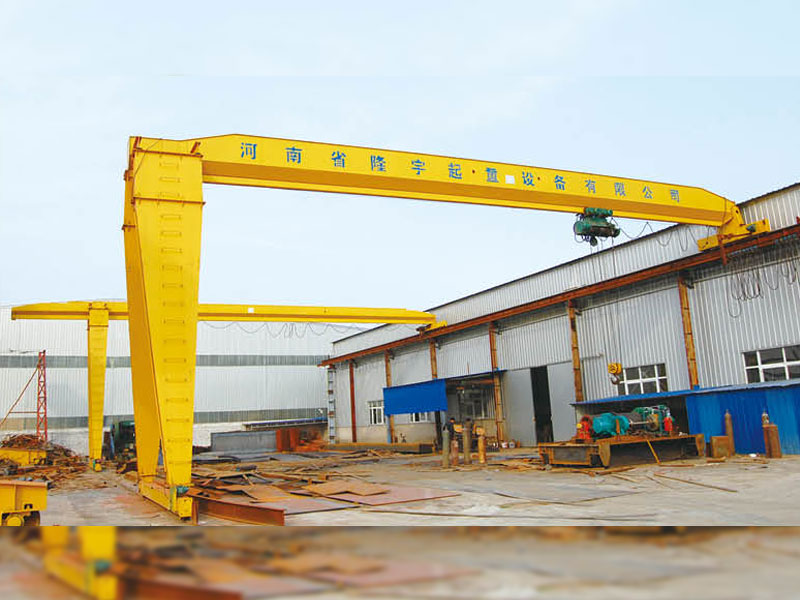 MB型電動(dòng)葫蘆半門式起重機(jī)